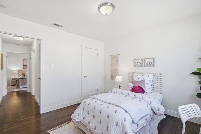 1150 Junipero Avenue, Redwood City, CA 94061