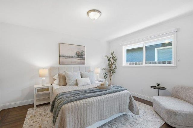 1150 Junipero Avenue, Redwood City, CA 94061