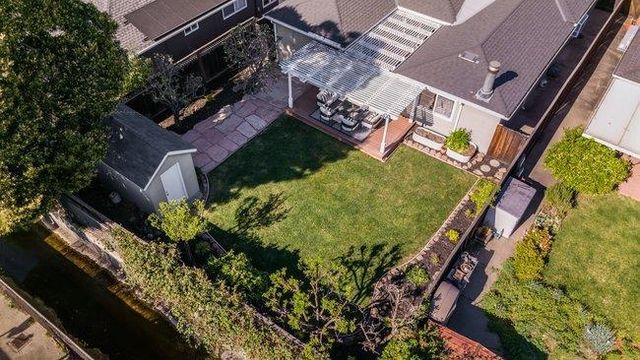 1150 Junipero Avenue, Redwood City, CA 94061