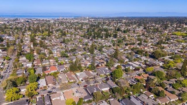 1150 Junipero Avenue, Redwood City, CA 94061