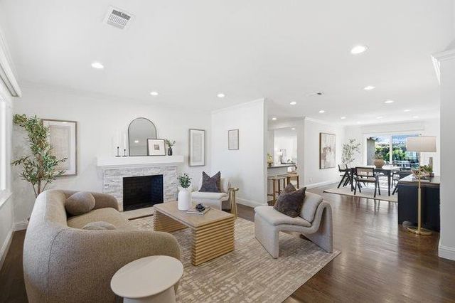 1150 Junipero Avenue, Redwood City, CA 94061