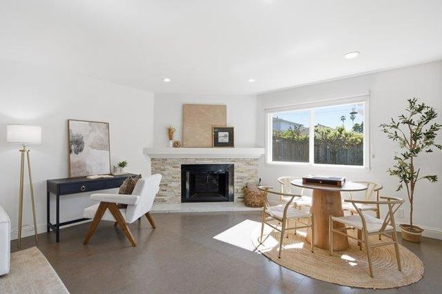 1150 Junipero Avenue, Redwood City, CA 94061