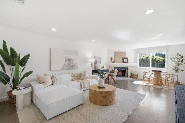 1150 Junipero Avenue, Redwood City, CA 94061