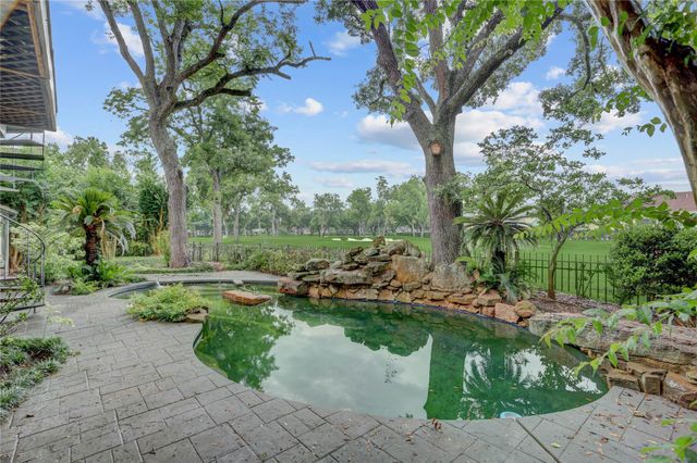 3826 Colony Woods Drive, Sugar Land, TX 77479