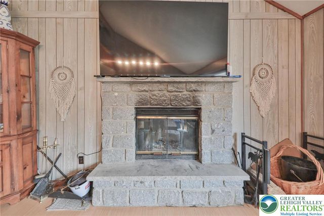 321 Clubhouse Drive, Middle Smithfield Twp, PA 18302
