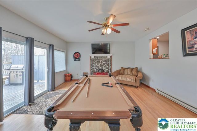 321 Clubhouse Drive, Middle Smithfield Twp, PA 18302