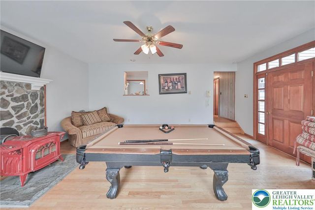 321 Clubhouse Drive, Middle Smithfield Twp, PA 18302