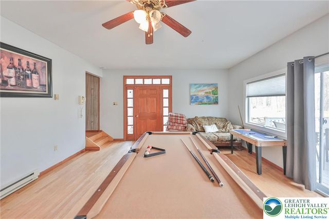 321 Clubhouse Drive, Middle Smithfield Twp, PA 18302