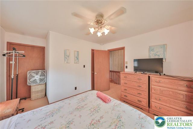 321 Clubhouse Drive, Middle Smithfield Twp, PA 18302