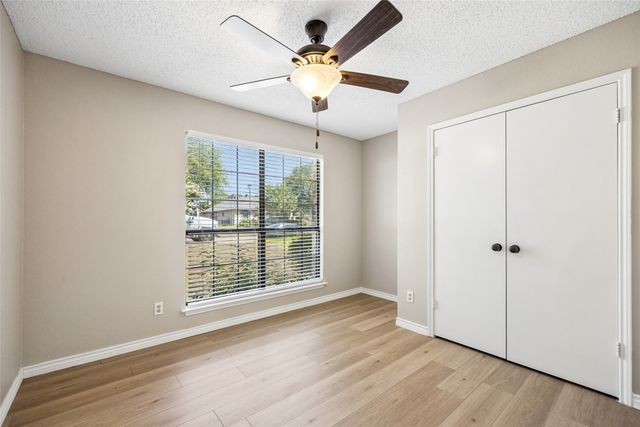 825 Weaver Street, Cedar Hill, TX 75104
