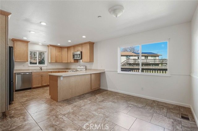 5585 Sunrise Drive, Kelseyville, CA 95451