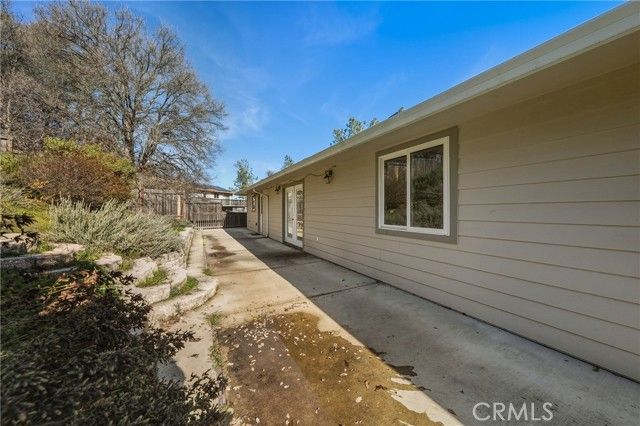 5585 Sunrise Drive, Kelseyville, CA 95451
