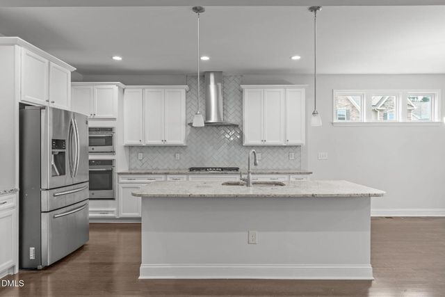 736 Meadowside Court, Apex, NC 27523