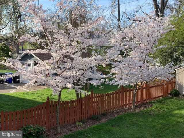 727 26TH ST S, Arlington, VA 22202