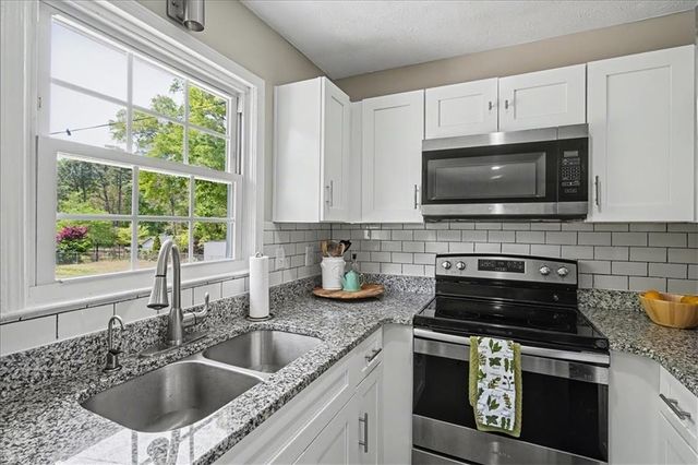 89 Kristie Circle, Powder Springs, GA 30127