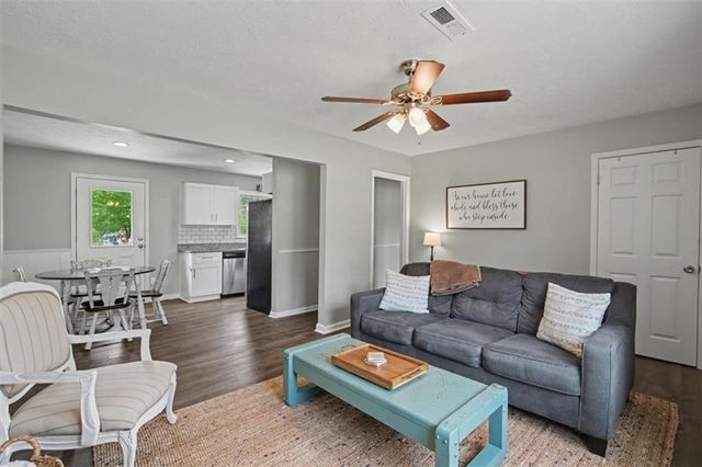 89 Kristie Circle, Powder Springs, GA 30127