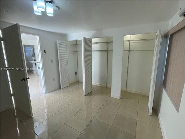 4851 NW 192nd St 1, Miami Gardens, FL 33055