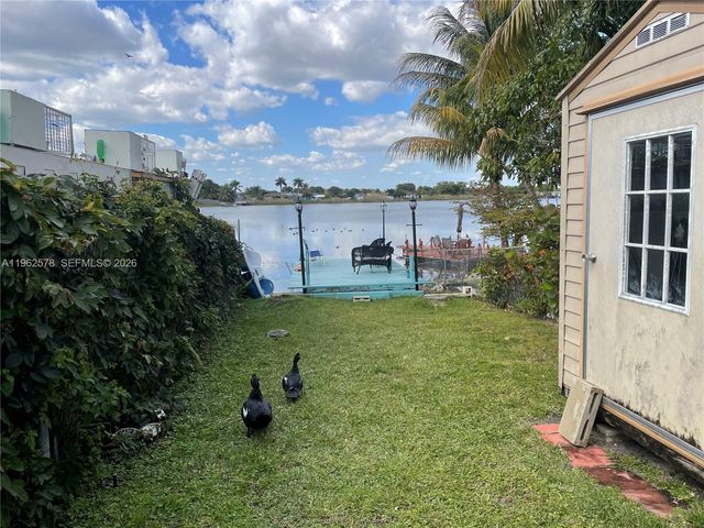 4851 NW 192nd St 1, Miami Gardens, FL 33055