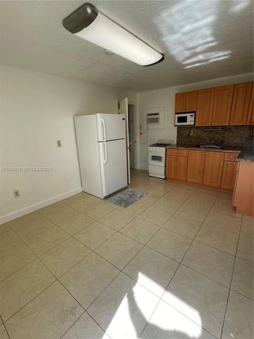 4851 NW 192nd St 1, Miami Gardens, FL 33055