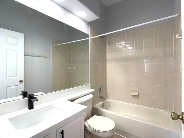 448 COVENTRY ROAD, Davenport, FL 33897