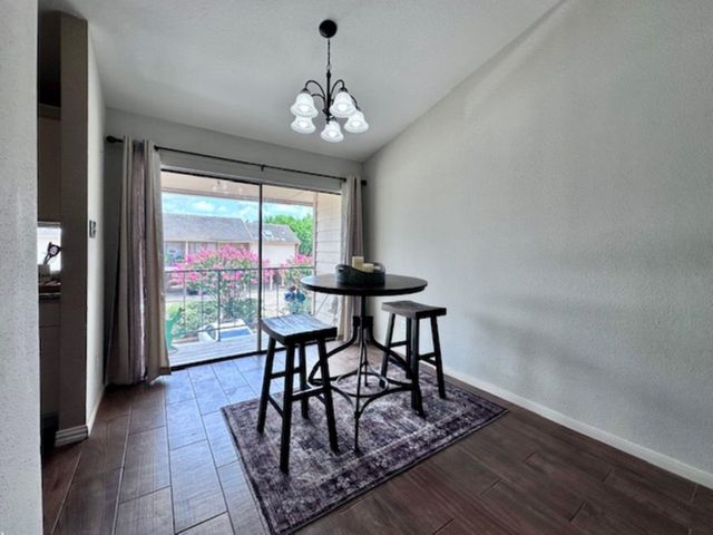 2211 S Kirkwood Road 35, Houston, TX 77077