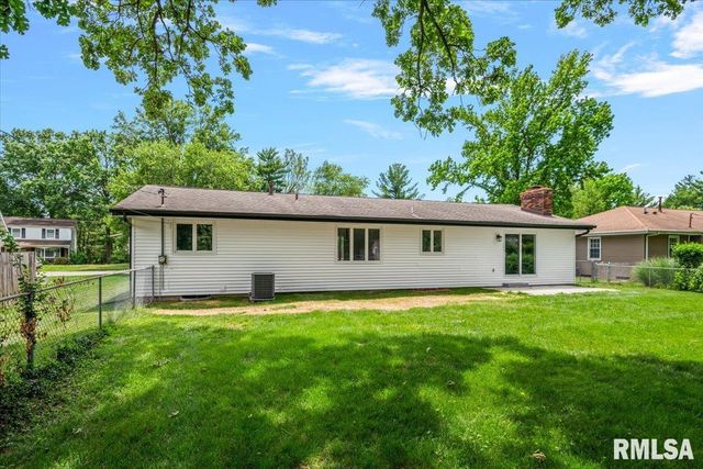 27 Mishawaka Drive, Rochester, IL 62653