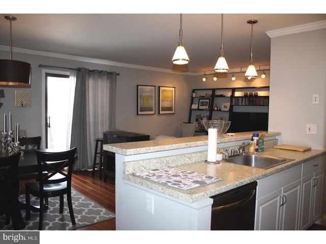 1803 WOODHOLLOW DR, Marlton, NJ 08053