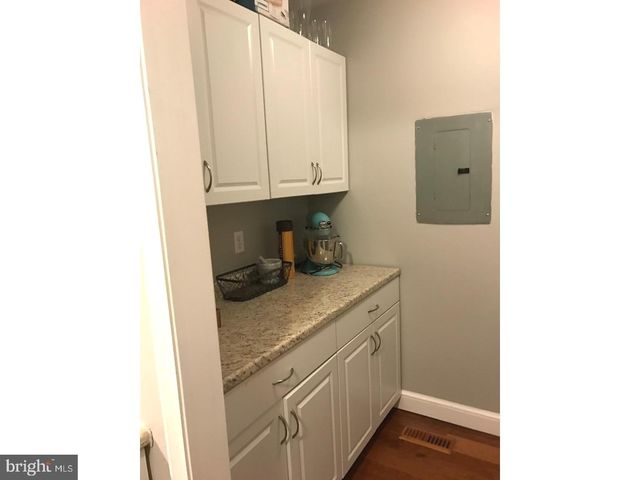 1803 WOODHOLLOW DR, Marlton, NJ 08053