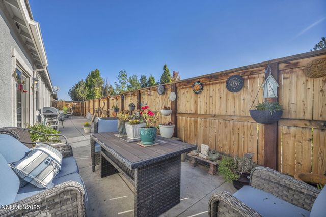 510 S Sand Crane Circle, Sparks, NV 89436