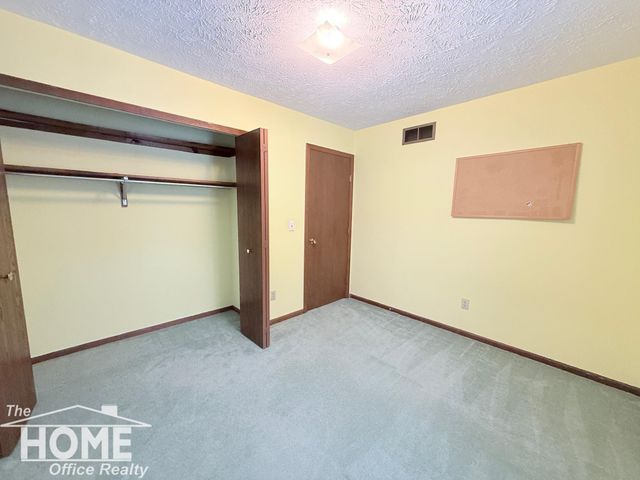 2401 W Beard Road, Perry, MI 48872