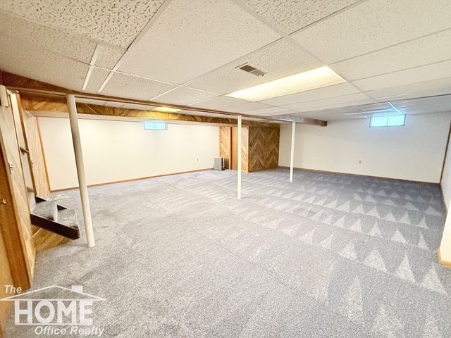 2401 W Beard Road, Perry, MI 48872