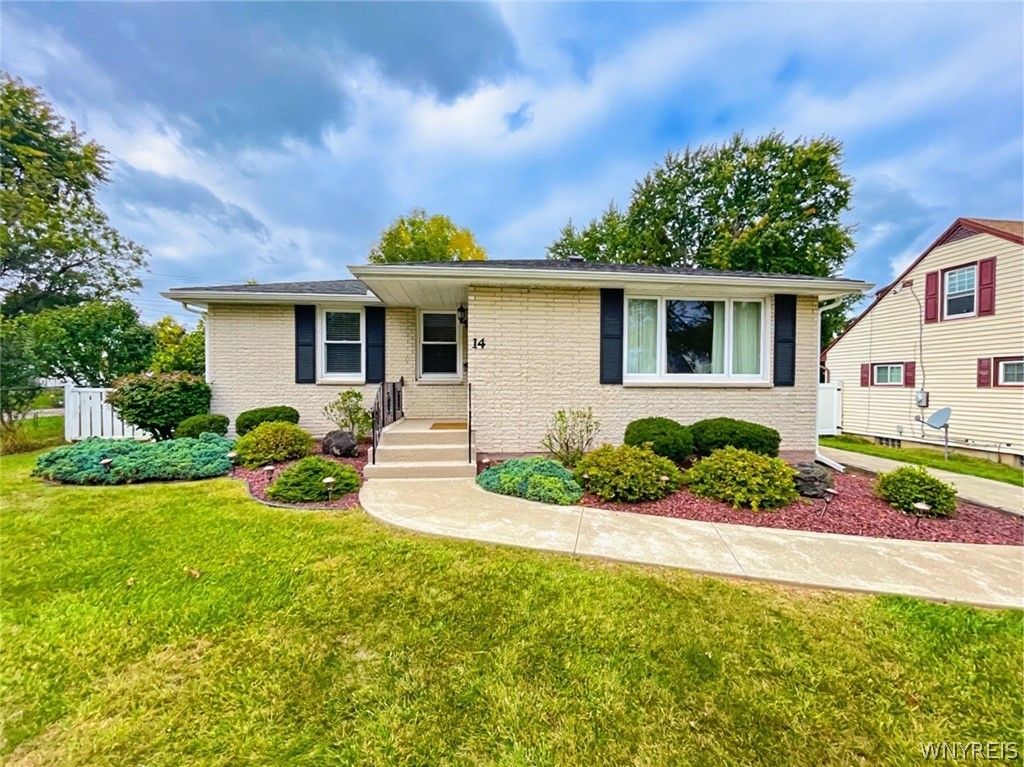 14 Mosher Drive, Tonawanda, NY 14150