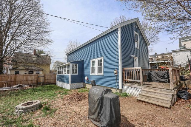 7 High Street, Pembroke, NH 03275