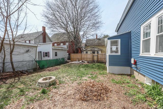 7 High Street, Pembroke, NH 03275