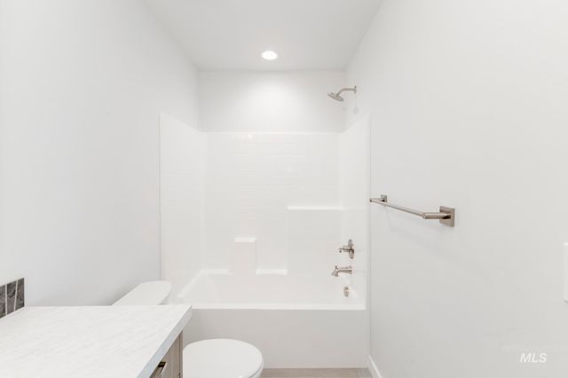 8259 E Bright Angel Dr, Nampa, ID 83687