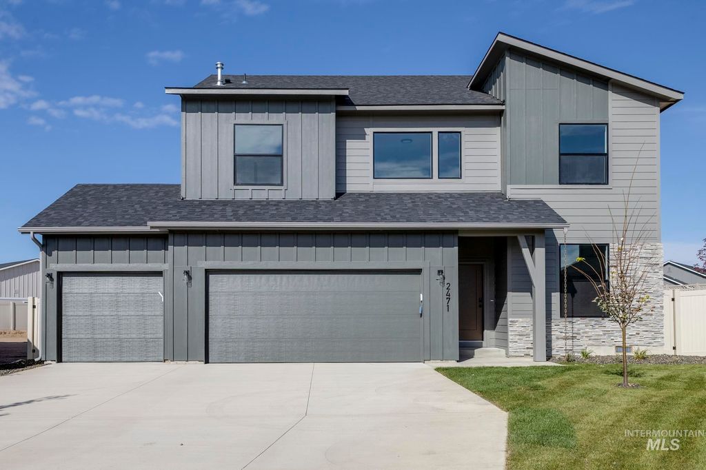8259 E Bright Angel Dr, Nampa, ID 83687