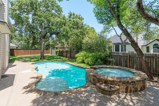 104 Whitechapel CT, Cedar Park, TX 78613