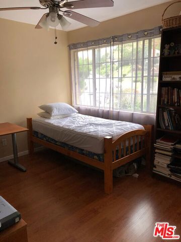 1986 Sherer Lane, Glendale, CA 91208