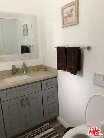 1986 Sherer Lane, Glendale, CA 91208