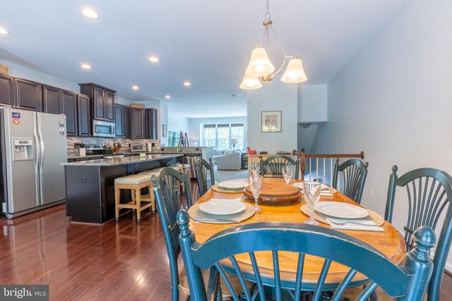 220 GENERAL GREY CT, Newark, DE 19702