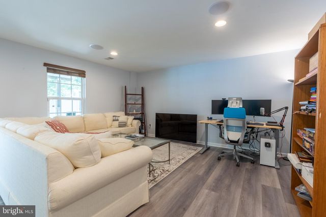 220 GENERAL GREY CT, Newark, DE 19702