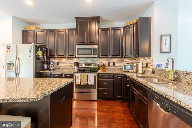 220 GENERAL GREY CT, Newark, DE 19702