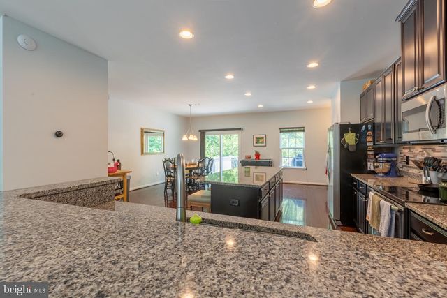 220 GENERAL GREY CT, Newark, DE 19702