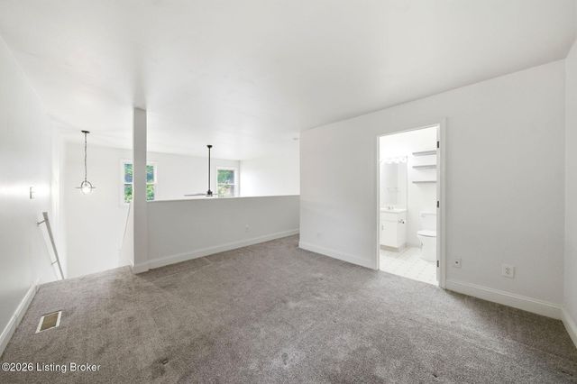 1125 S 1st St 10, Louisville, KY 40203