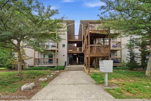 1125 S 1st St 10, Louisville, KY 40203