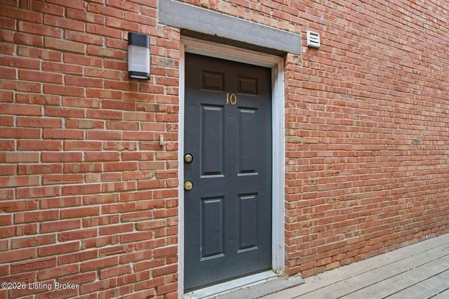 1125 S 1st St 10, Louisville, KY 40203