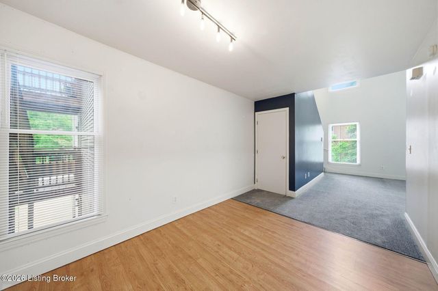 1125 S 1st St 10, Louisville, KY 40203