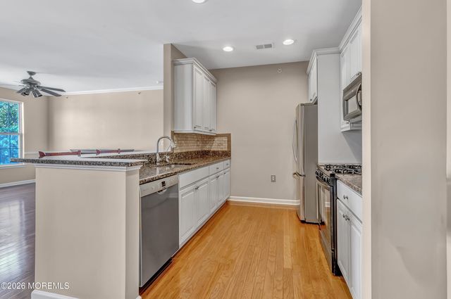 232 Sophee Lane, Lakewood, NJ 08701