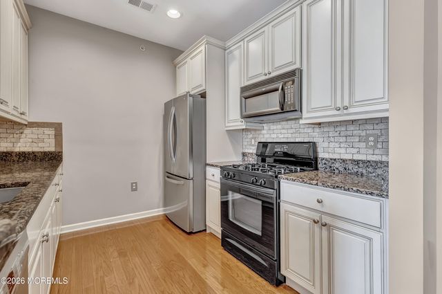 232 Sophee Lane, Lakewood, NJ 08701