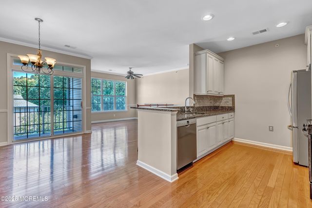 232 Sophee Lane, Lakewood, NJ 08701